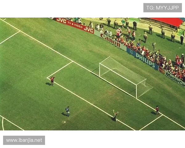 重温经典激情时刻98世界杯进球集锦中文完整版震撼呈现精彩回顾